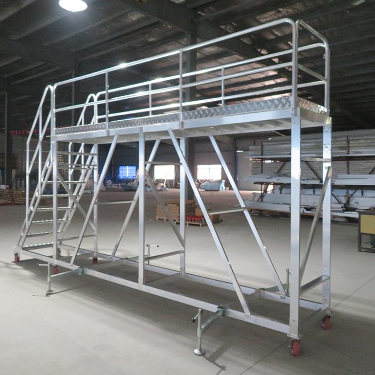 移動(dòng)鋁合金倉(cāng)儲(chǔ)登高平臺(tái)梯