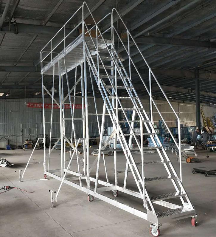 移動(dòng)鋁合金倉(cāng)儲(chǔ)登高平臺(tái)梯